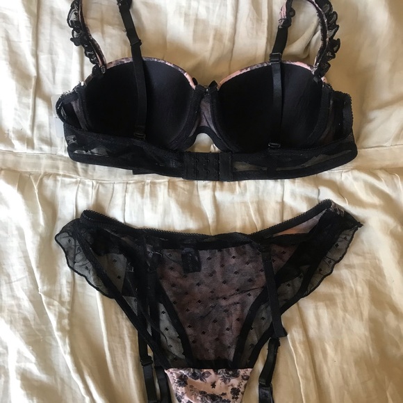 NWT - Rene Rofe Lingerie Set - Picture 2 of 7
